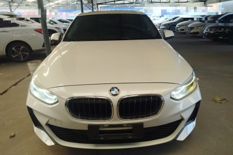 宝马1系 2019款 118i M运动套装车身外观2