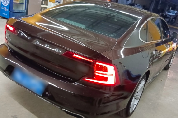 沃尔沃S90 2019款 T4 智逸版车身外观6005