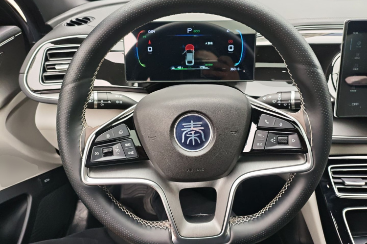 比亚迪 秦PLUS 2023款 冠军版 EV 420KM超越型中控内饰13