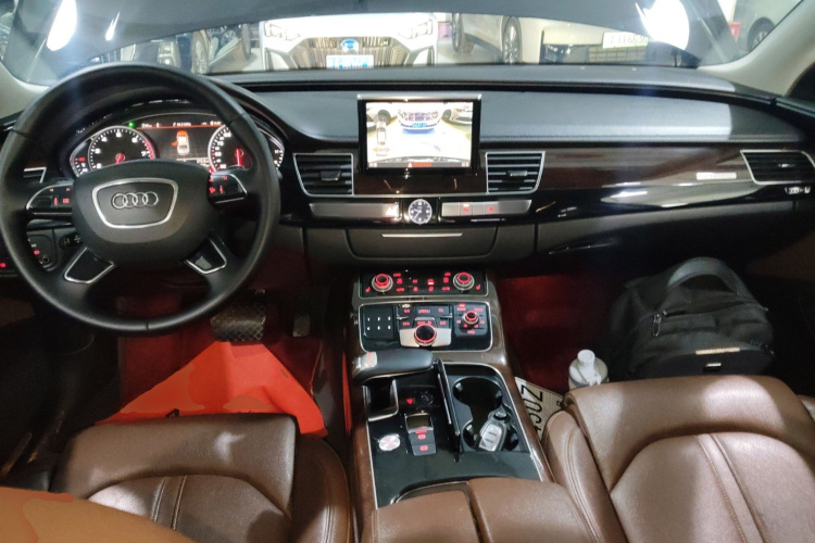 奥迪A8 2016款 A8L 45 TFSI quattro时尚型中控内饰7002