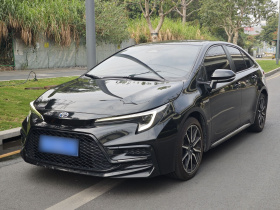 丰田 雷凌 2023款 智能电混双擎 1.8L 运动版