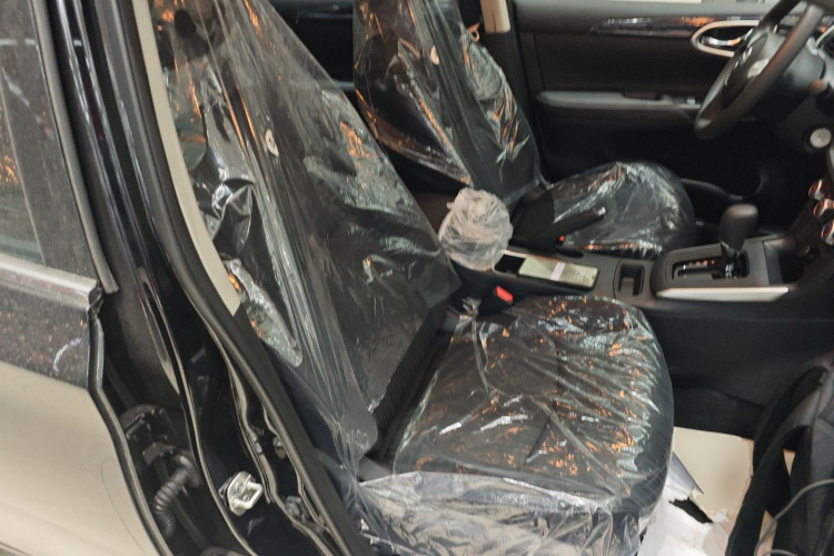 日产 轩逸 2024款 改款三 经典 1.6XE CVT舒适版局部细节41