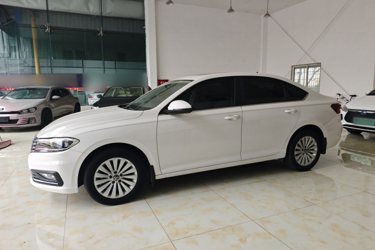 大众 朗逸 2021款 1.5L 自动舒适版车身外观4