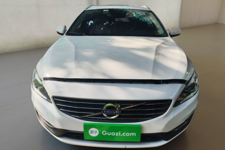 沃尔沃V60 2014款 T5 智逸版车身外观2