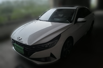 现代 伊兰特 2021款 1.5L CVT LUX尊贵版