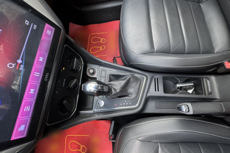 大众 朗逸 2017款 1.6L 自动舒适版中控内饰7001