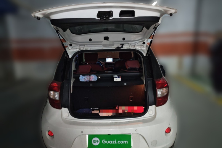 江汽集团 江淮iEV6E 2018款 升级版 iEV6E 豪华智能型局部细节23