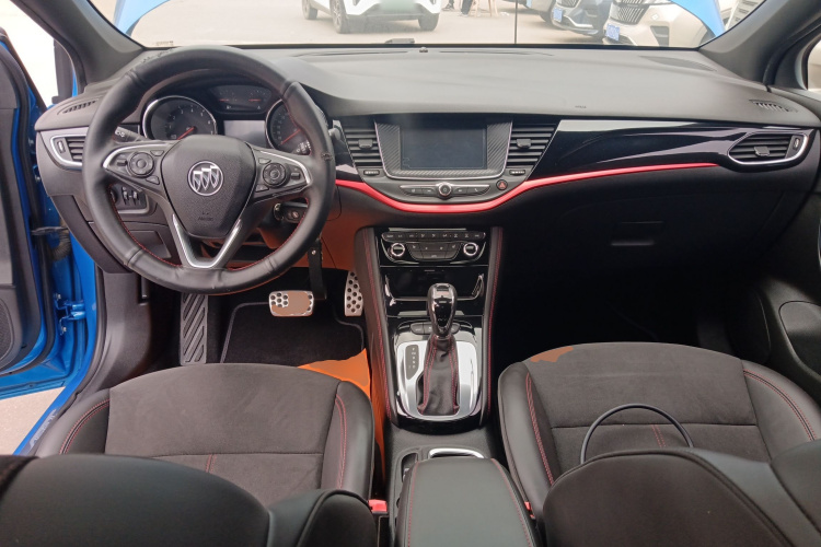 别克 威朗 2016款 两厢GS 20T 双离合燃情运动型中控内饰12