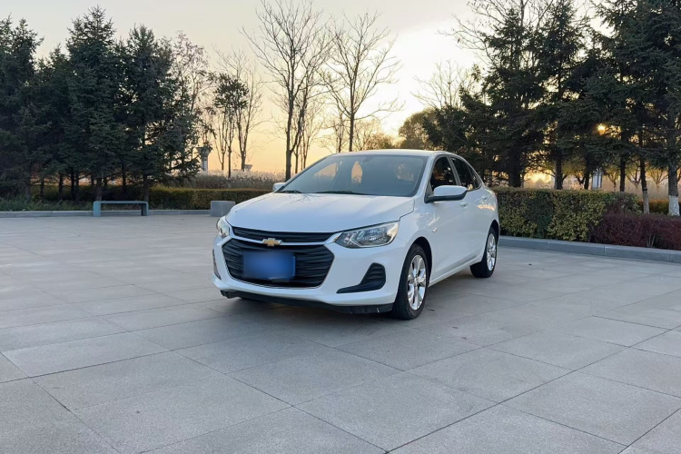 雪佛兰 科沃兹 2020款 325T 自动欣悦版车身外观1