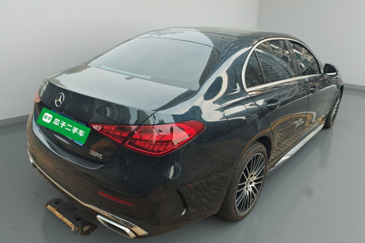 奔驰C级 2023款 改款 C 200 L 运动版车身外观7