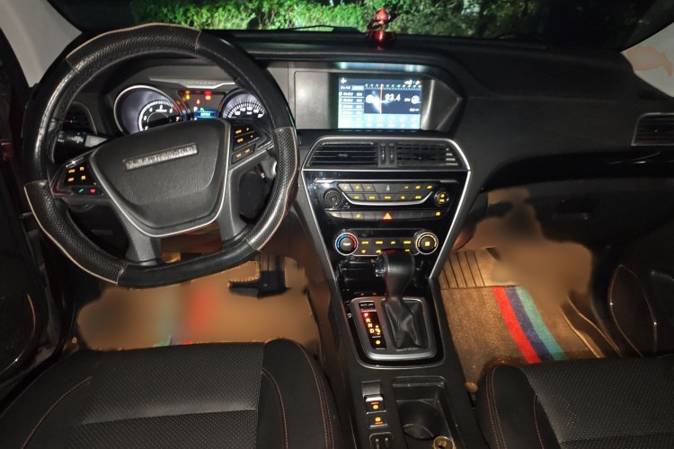 猎豹汽车 猎豹CS10 2017款 1.5T CVT尊贵型中控内饰7002