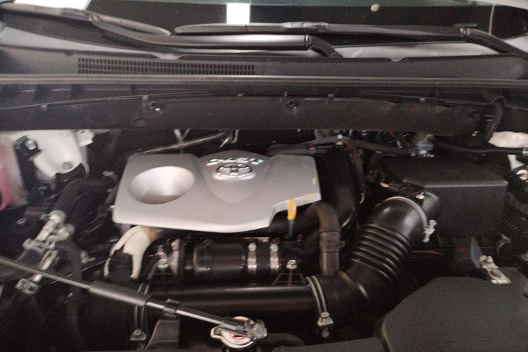 丰田 汉兰达 2018款 2.0T 四驱尊贵版 7座 国VI局部细节24