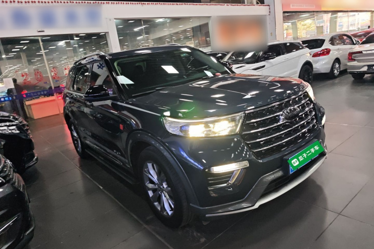 福特 探险者 2020款 EcoBoost 285 四驱风尚版 7座车身外观3