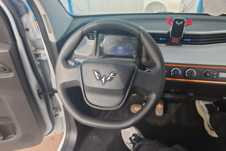 五菱汽车 宏光MINIEV 2020款 自在款 磷酸铁锂中控内饰13