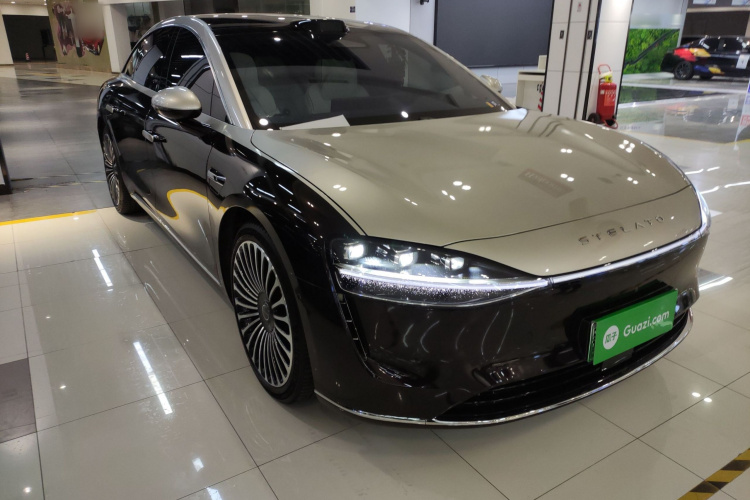 鸿蒙智行 享界S9 2024款 纯电 Ultra 四驱旗舰版车身外观3