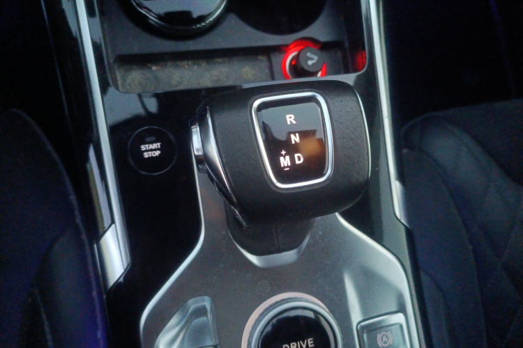 红旗HS5 2019款 2.0T 智联旗享版局部细节18