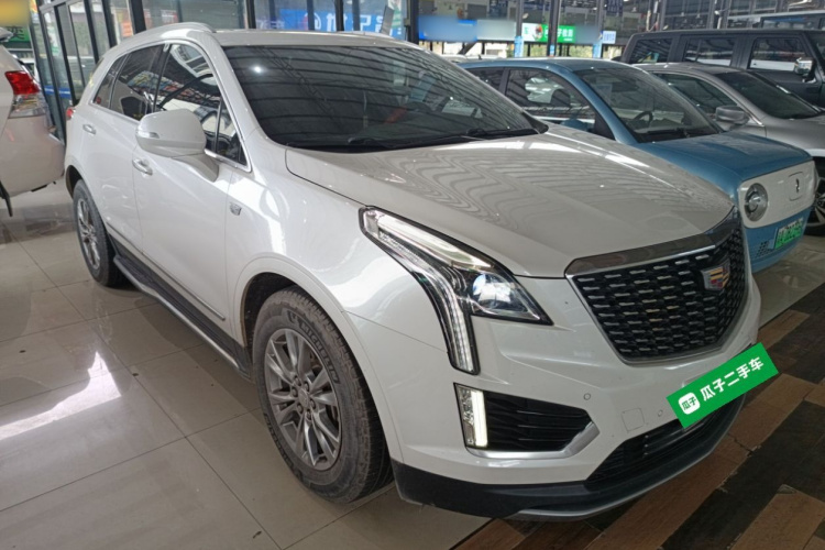 凯迪拉克XT5 2020款 改款 28T 豪华型车身外观3