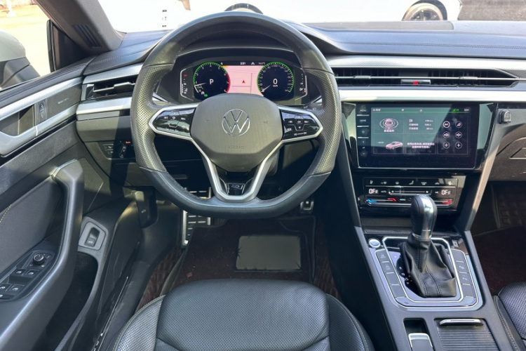 一汽-大众CC 2021款 330TSI 上市特别版中控内饰7004