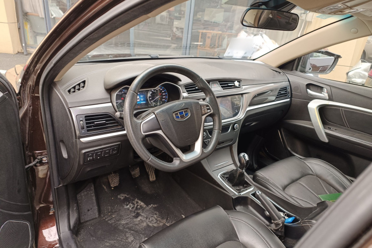 吉利汽车 帝豪 2017款 三厢百万款 1.5L 手动向上版中控内饰12