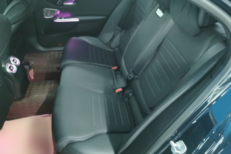 奔驰C级 2024款 改款二 C 260 L 皓夜运动版中控内饰7004