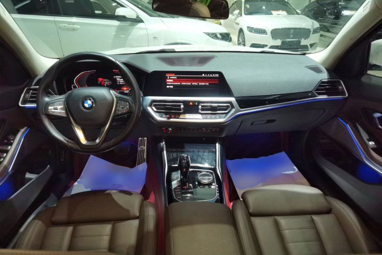 宝马3系 2020款 325Li 首发版中控内饰12