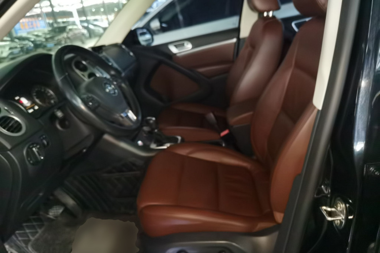 大众 途观 2015款 1.8TSI 自动两驱豪华型局部细节19