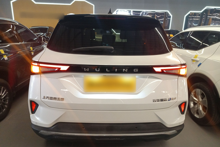 五菱汽车 五菱星辰 2022款 2.0L DHT电速款车身外观6