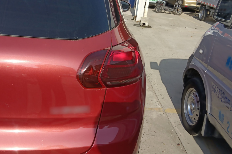 雪铁龙C3-XR 2015款 1.6L 自动先锋型车身外观9