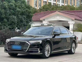 奥迪A8 2022款 A8L 50 TFSI quattro 舒适型典藏版