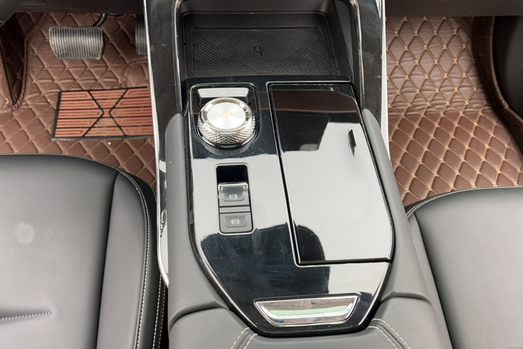 哈弗H6 2021款 第三代 1.5T 自动两驱Max局部细节18