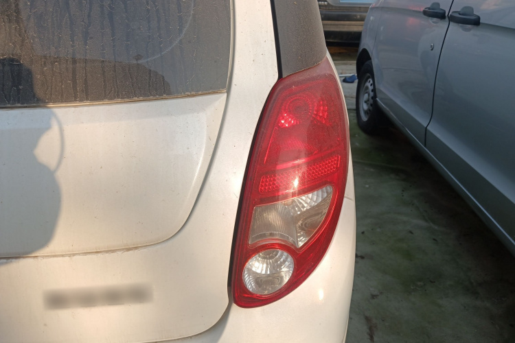 海马爱尚EV 2021款 小雁 舒适版车身外观9