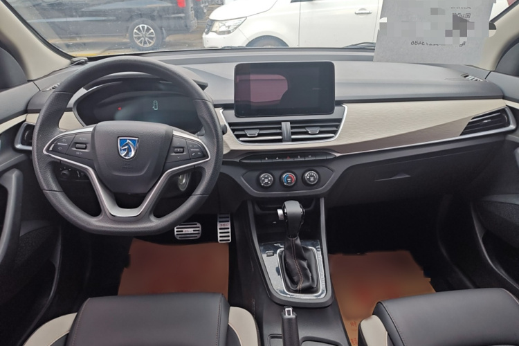 宝骏360 2019款 1.5L CVT精英型 国VI中控内饰7002