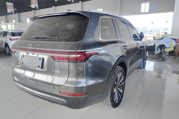 理想汽车 理想ONE 2020款 增程7座版车身外观7