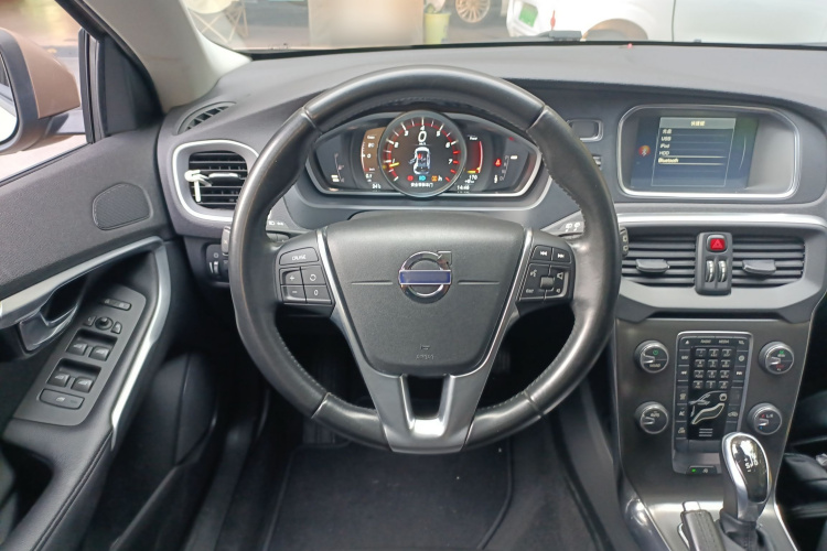 沃尔沃V40 2015款 1.6T 智逸版局部细节13