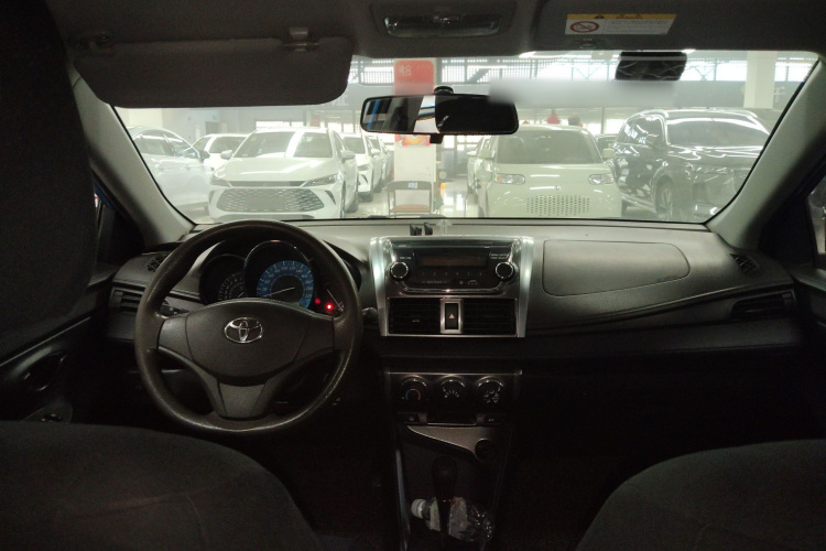 丰田 YARiS L 致炫 2014款 1.3E 自动魅动版中控内饰12