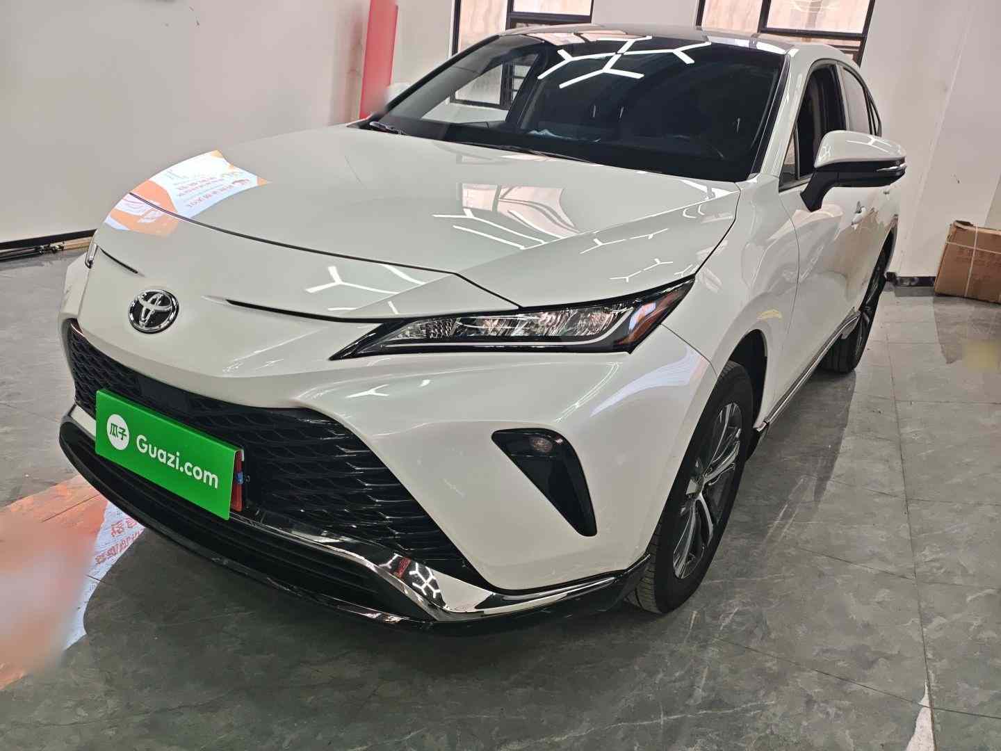 丰田 威飒 2023款 2.0L CVT两驱豪华版(2)