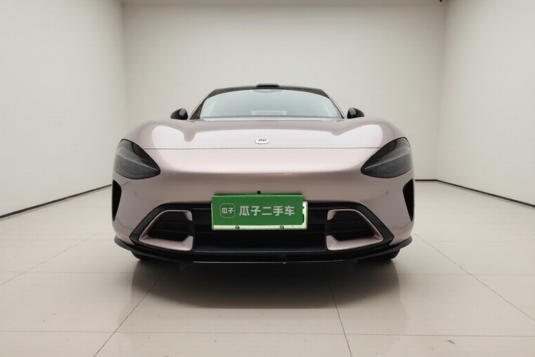 小米汽车 小米YU7 2025款 超长续航四驱Pro版车身外观2