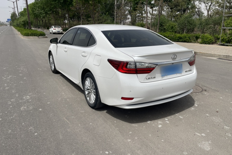 雷克萨斯ES 2015款 200 精英版车身外观6003