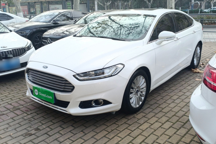 福特 蒙迪欧 2013款 2.0L GTDi200豪华型车身外观4