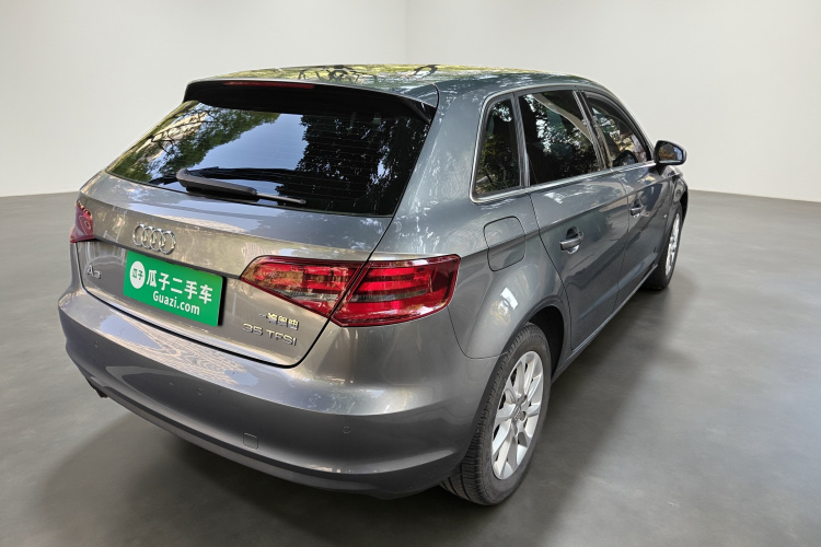 奥迪A3 2014款 Sportback 35 TFSI 自动进取型车身外观7