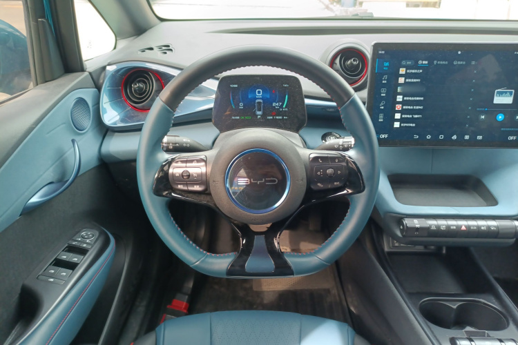 比亚迪 海豚 2021款 405km 时尚版中控内饰13