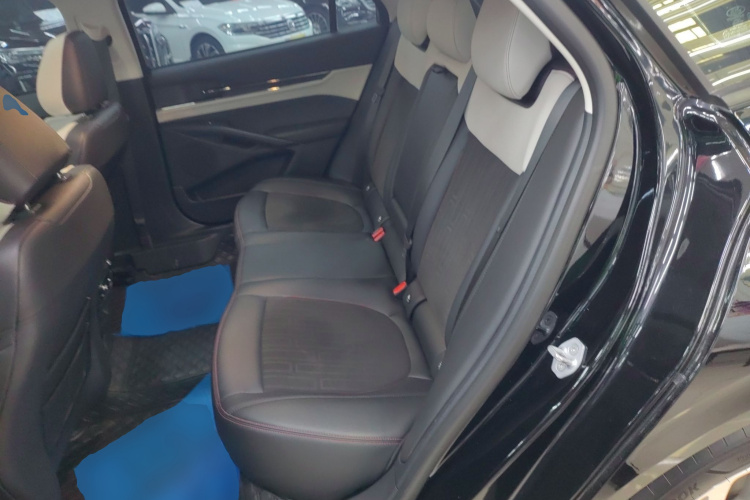 福特 蒙迪欧 2022款 改款 EcoBoost 245 豪华型中控内饰21