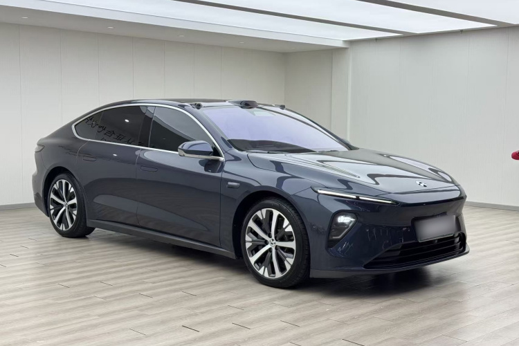 蔚来ET7 2022款 100kWh 首发版车身外观3