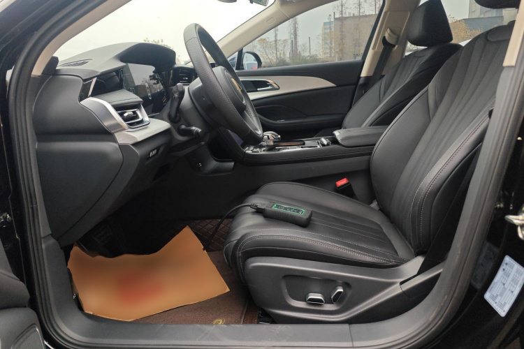 红旗H5 2025款 1.5T DCT旗韵版中控内饰19