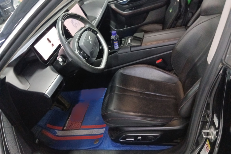 小鹏P7 2020款 670N局部细节19