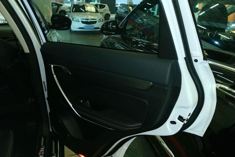 吉利汽车 博越 2020款 1.8TD DCT智联PRO中控内饰7006