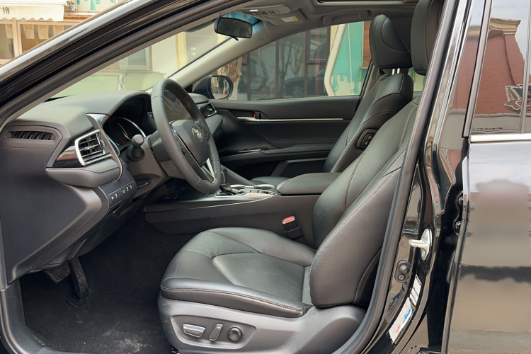 丰田 凯美瑞 2021款 2.0G 豪华版中控内饰7001