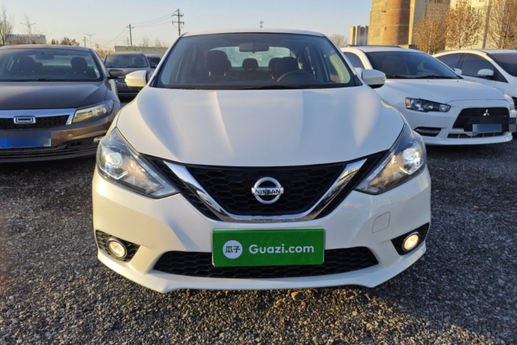 日产 轩逸 2019款 1.6XV CVT智联尊享版 国VI车身外观2