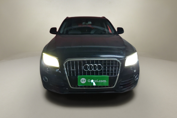 奥迪Q5 2015款 40 TFSI 舒适型车身外观2