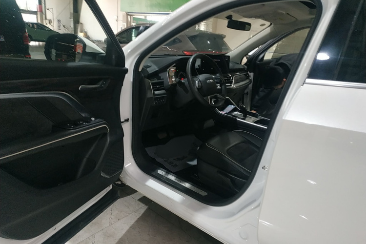 哈弗H6 2021款 国潮版 1.5T 自动都市版中控内饰7003